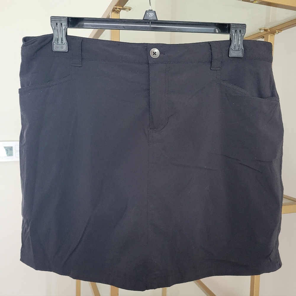 Eddie Bauer Black Skort, Womens 16